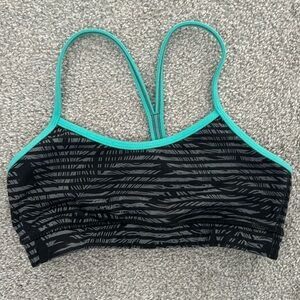 Lululemon Sports bra size 6
